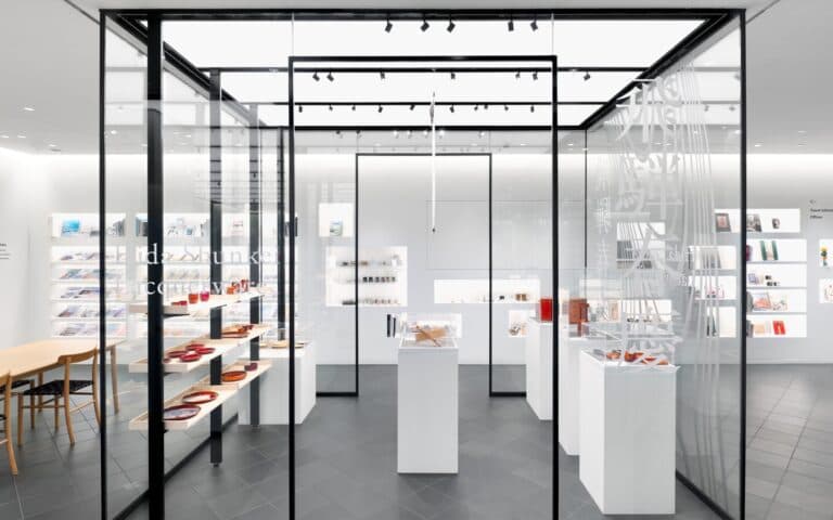 飛騨春慶 – Japan House London