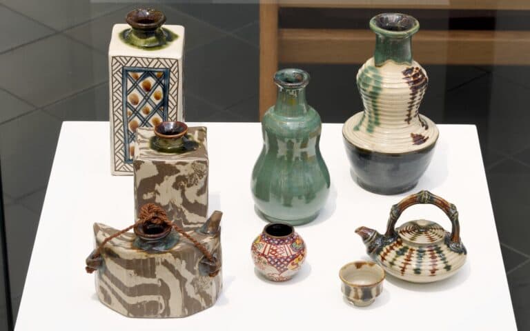 沖縄のやちむん – Japan House London